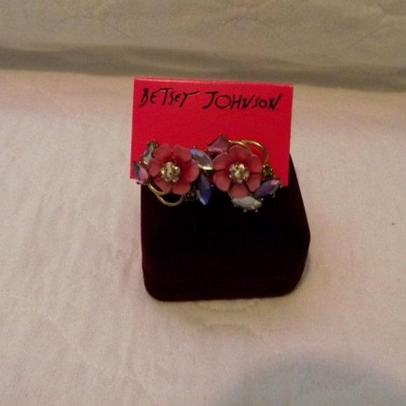 GOLDTONE Earrings by BETSEY JOHNSON, flowers
